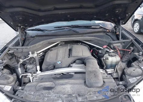 2018 BMW X5 xDrive35I z USA, uszkodzony, nr VIN 5UXKR0C52J0X85319